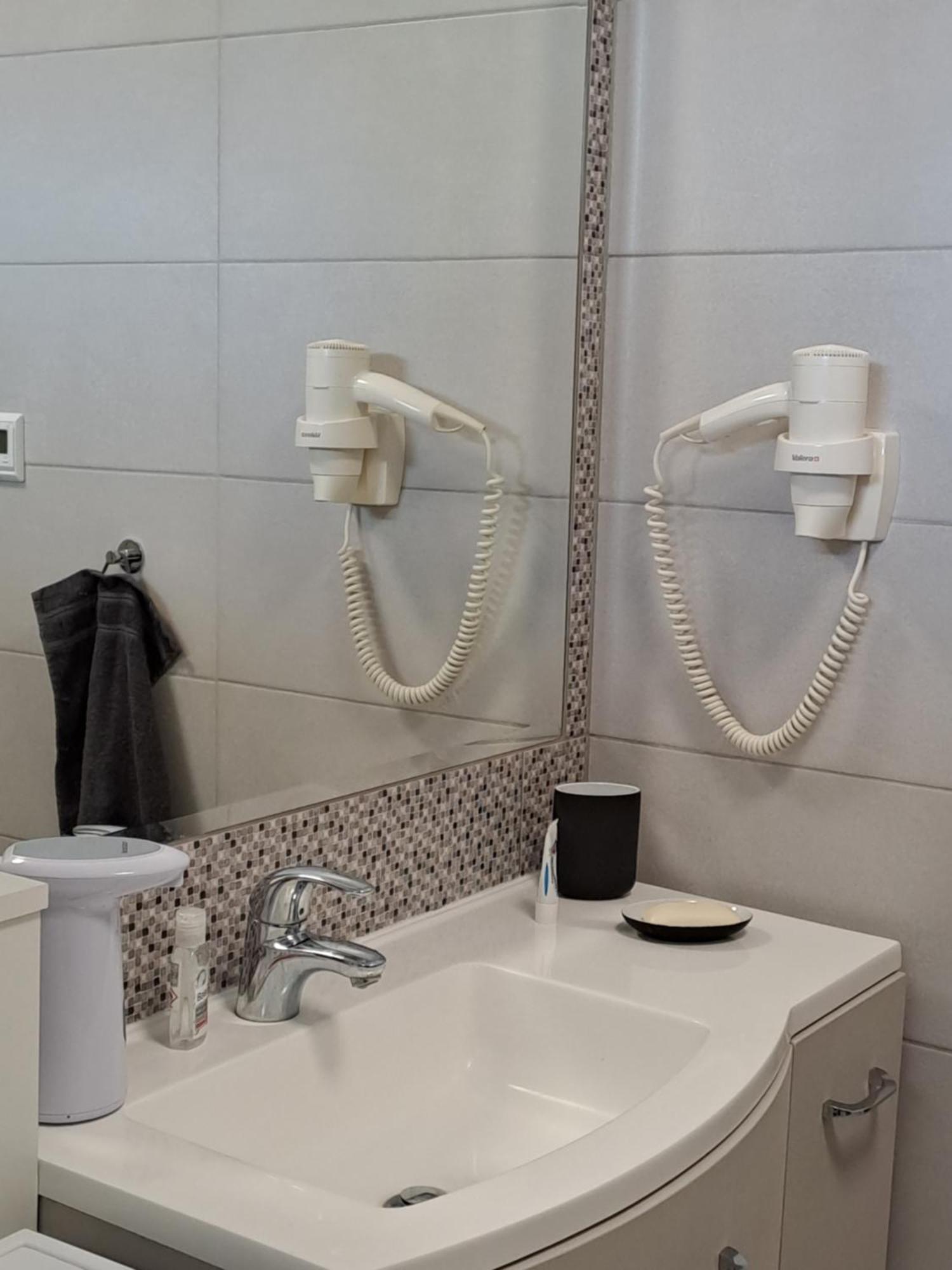 Disztingvalt Apartman, Free Garage * Debrecen
